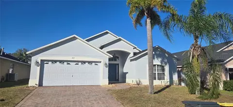 303 Knightsbridge Cir, Davenport, FL 33896