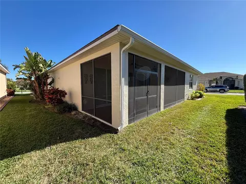 Exterior - 4577 Back Nine Dr, Winter Haven, FL 33884 photo 4 of 11