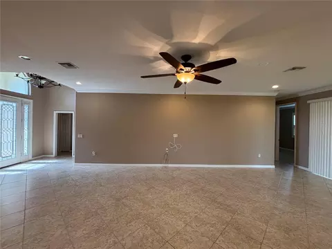 Living - 4577 Back Nine Dr, Winter Haven, FL 33884 photo 4 of 6