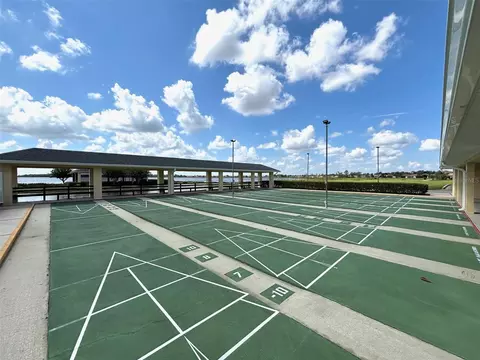 Exterior - 4577 Back Nine Dr, Winter Haven, FL 33884 photo 7 of 11