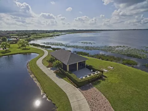 View/Area - 4577 Back Nine Dr, Winter Haven, FL 33884 photo 5 of 7