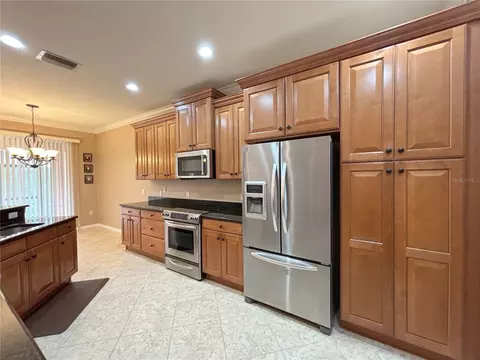 Kitchen - 4577 Back Nine Dr, Winter Haven, FL 33884 photo 1 of 4
