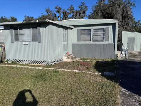 11 Robin Ln, Winter Haven, FL 33880