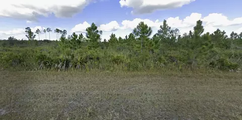 1024 Calliandra Dr, Indian Lake Estates, FL 33855