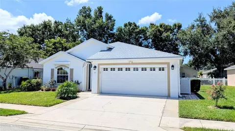 235 Lake Suzanne Dr, Lake Wales, FL 33859