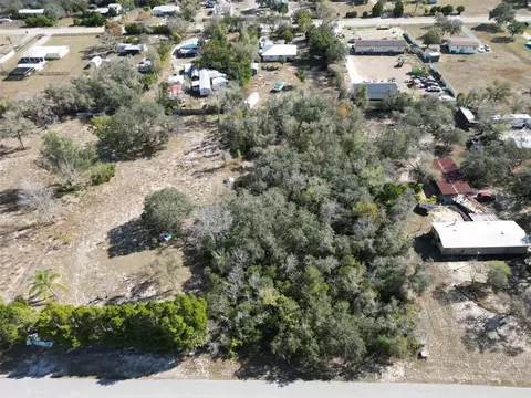 3930 Rolling Hills Ct W, Lake Wales, FL 33898