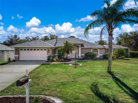 101 Bougainvillea St NE, Lake Placid, FL 33852