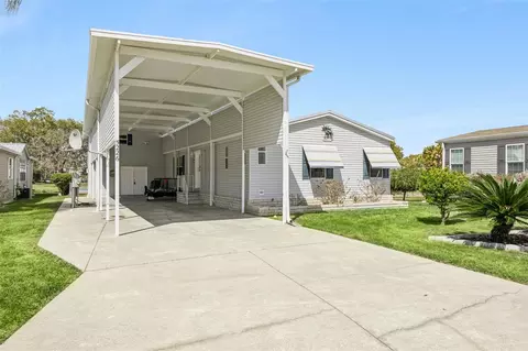 5226 Island View Cir N, Polk City, FL 33868