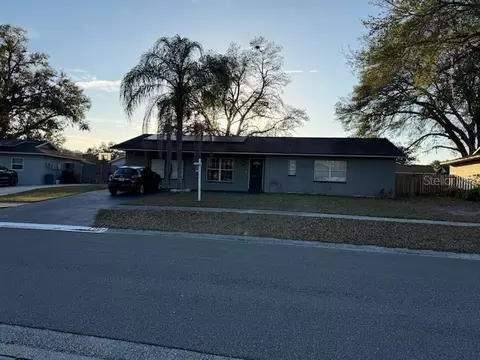 4906 Presidential St, Seffner, FL 33584