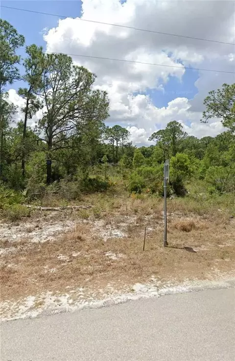 1224 Passion Flower St, Sebring, FL 33875