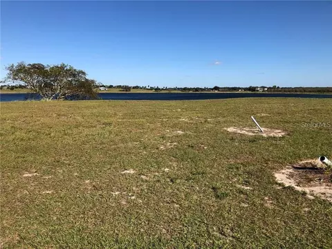 295 Spinnaker Ct, Auburndale, FL 33823