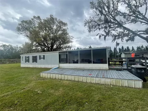 Exterior - 4385 Dietz Rd, Bartow, FL 33830 photo 5 of 8