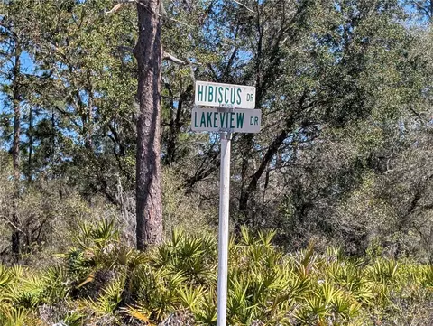 923 Hibiscus Dr, Indian Lake Estates, FL 33855
