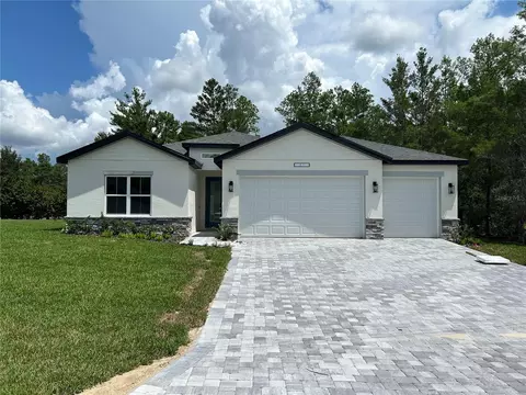 51 Grass St, Homosassa, FL 34446