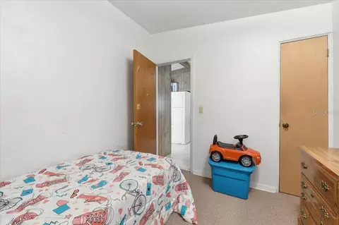 Bedroom - 111 Sunset Dr E, Winter Haven, FL 33881 photo 8 of 11