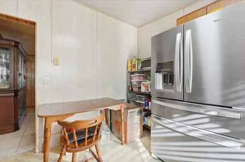 Kitchen - 111 Sunset Dr E, Winter Haven, FL 33881 photo 2 of 4