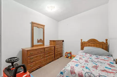 Bedroom - 111 Sunset Dr E, Winter Haven, FL 33881 photo 7 of 11