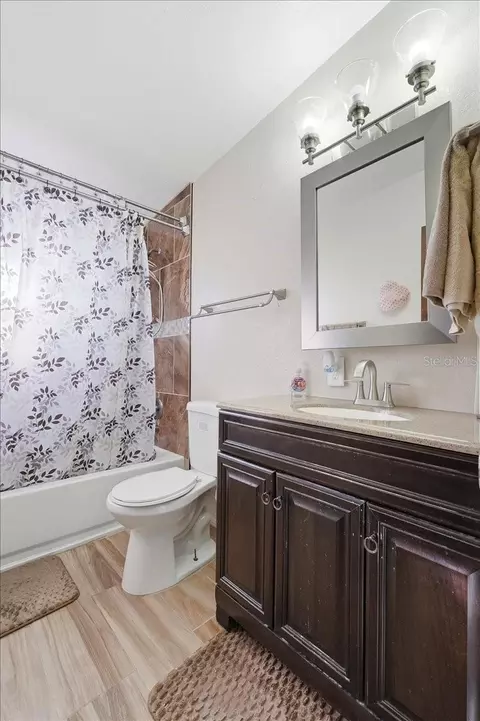 Bath - 111 Sunset Dr E, Winter Haven, FL 33881 photo 1 of 1