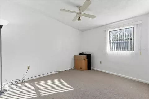 Bedroom - 111 Sunset Dr E, Winter Haven, FL 33881 photo 10 of 11
