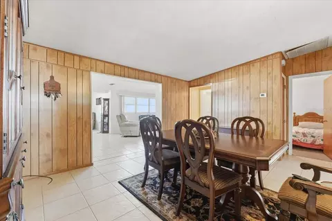 Dining - 111 Sunset Dr E, Winter Haven, FL 33881 photo 3 of 3