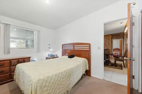 Bedroom - 111 Sunset Dr E, Winter Haven, FL 33881 photo 5 of 11