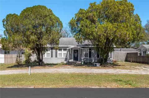427 Avenue E SE, Winter Haven, FL 33880