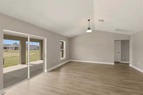 Living - 6809 Dickinson Dr, Sebring, FL 33872 photo 2 of 3