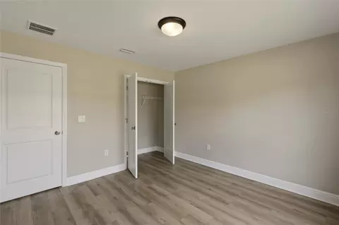 Bedroom - 6809 Dickinson Dr, Sebring, FL 33872 photo 7 of 10