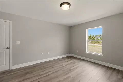Bedroom - 6809 Dickinson Dr, Sebring, FL 33872 photo 9 of 10