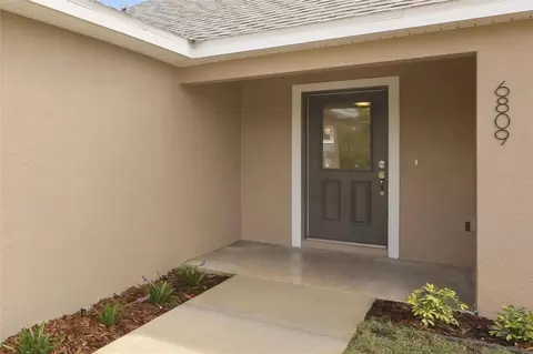 Entry Way - 6809 Dickinson Dr, Sebring, FL 33872 photo 1 of 1