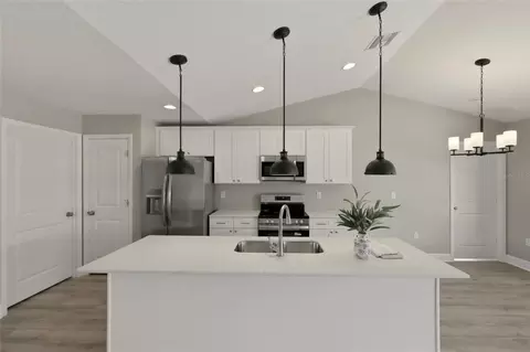 Kitchen - 6809 Dickinson Dr, Sebring, FL 33872 photo 1 of 2