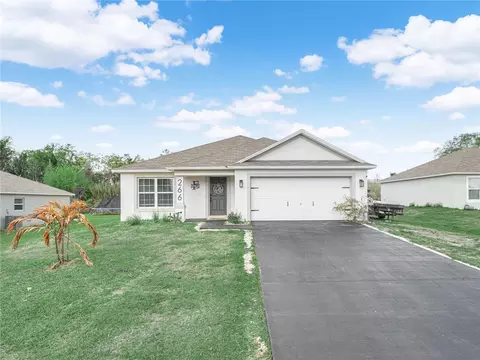 266 S Lake Ave, Frostproof, FL 33843