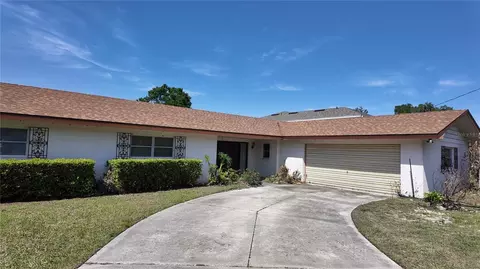 5026 N Socrum Loop Rd, Lakeland, FL 33809