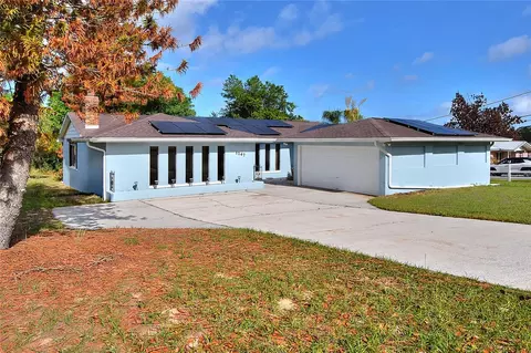 1147 Circle Dr, Lake Wales, FL 33853