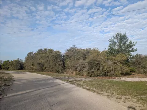 1 Allamanda Dr, Indian Lake Estates, FL 33855