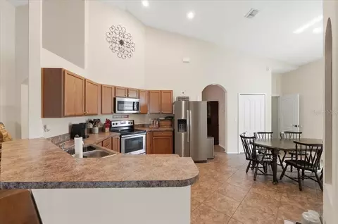 Kitchen - 1789 Kingsmill Dr, Bartow, FL 33830 photo 1 of 4