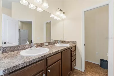 Bath - 1789 Kingsmill Dr, Bartow, FL 33830 photo 3 of 6