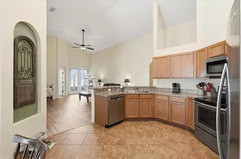 Kitchen - 1789 Kingsmill Dr, Bartow, FL 33830 photo 4 of 4