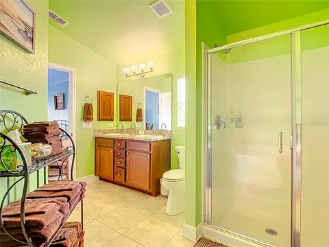 Bath - 1170 Legatto Loop, Dundee, FL 33838 photo 3 of 5