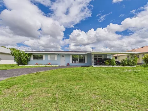 420 Greenwich Ave NW, Port Charlotte, FL 33952