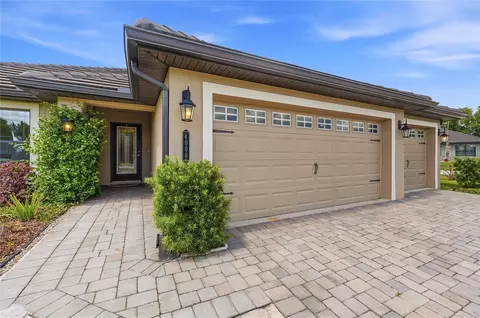 4000 Juliana Lake Dr, Auburndale, FL 33823