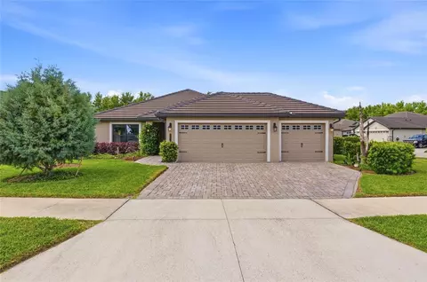4000 Juliana Lake Dr, Auburndale, FL 33823