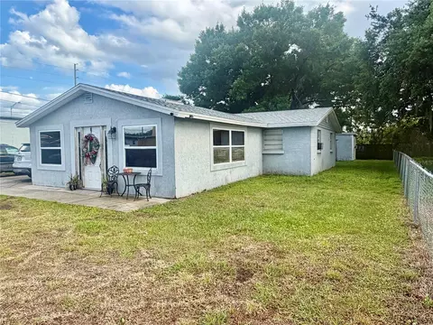 104 Cavalier Rd, Winter Haven, FL 33880