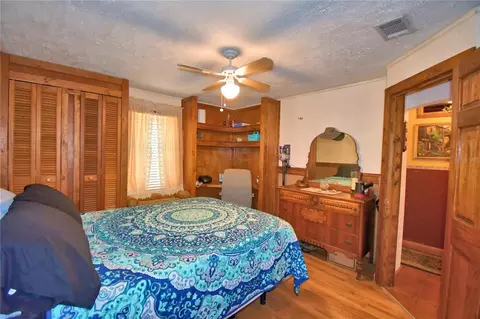 Bedroom - 760 Mcclellan Rd, Frostproof, FL 33843 photo 2 of 4