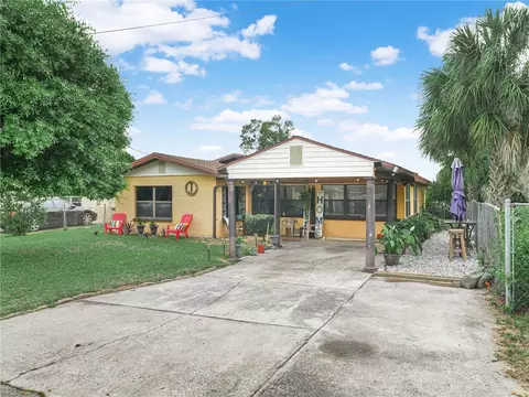 129 W Northside Dr, Lake Wales, FL 33853