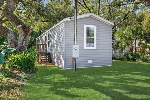 9404 Loras St, New Port Richey, FL 34654