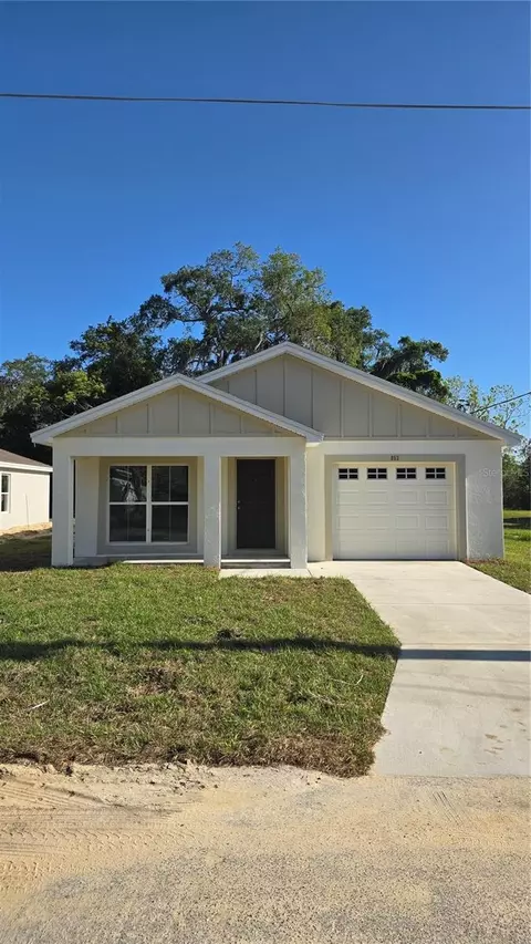 853 Avenue R NE, Winter Haven, FL 33881