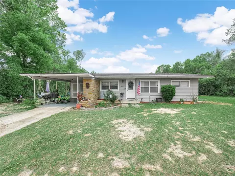 407 S 12th St, Lake Wales, FL 33853