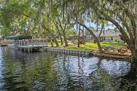 Exterior - 11516 Lyons Ct, Clermont, FL 34711 photo 5 of 10