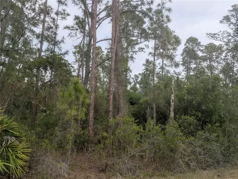 320 Alba Dr, Indian Lake Estates, FL 33855